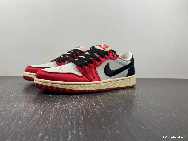 1st Kicks x Jordan 1 Air Room OG Home FN0432-017 Low Trophy 0627
